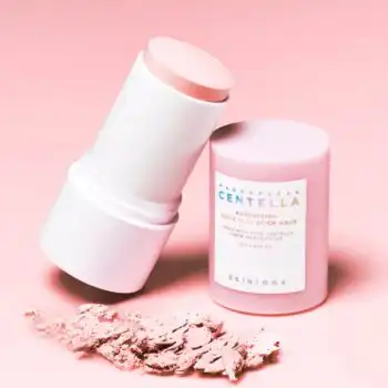 Skin1004 Madagascar Centella Poremizing Quick Clay Stick Mask