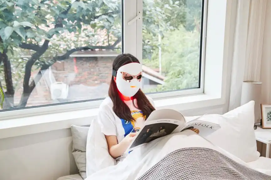MEACH MASK Advanced LED Face Mask