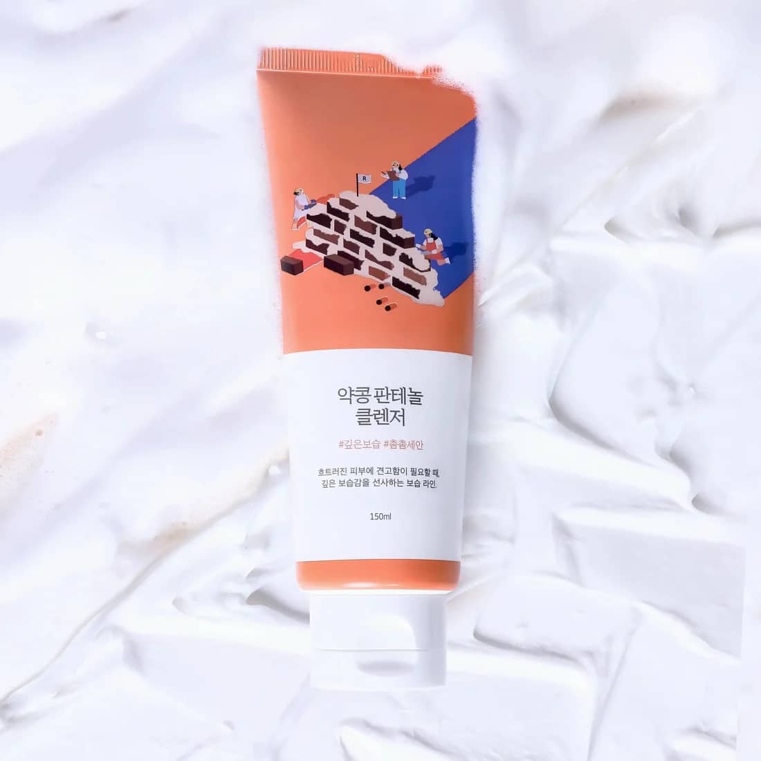 img_0439-2 Round Lab Soybean Panthenol Cleanser - Image 1